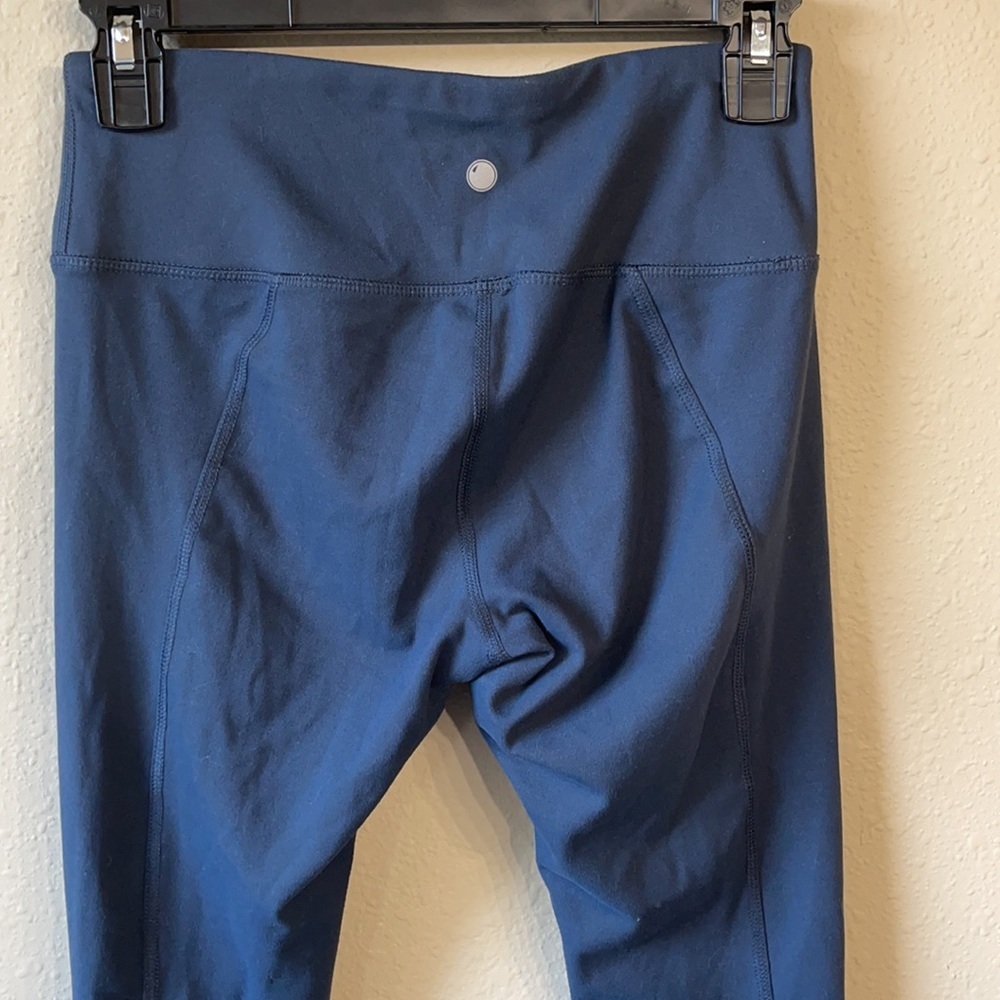 Yogalicious Blue High Waist Cutout Crop Leggings Size Small - Picture 8 of 10